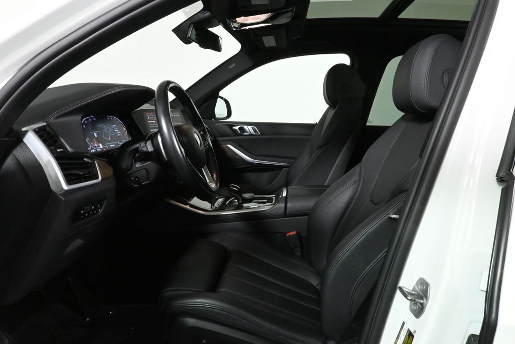 Thumbnail: 2022 BMW X5 - 3