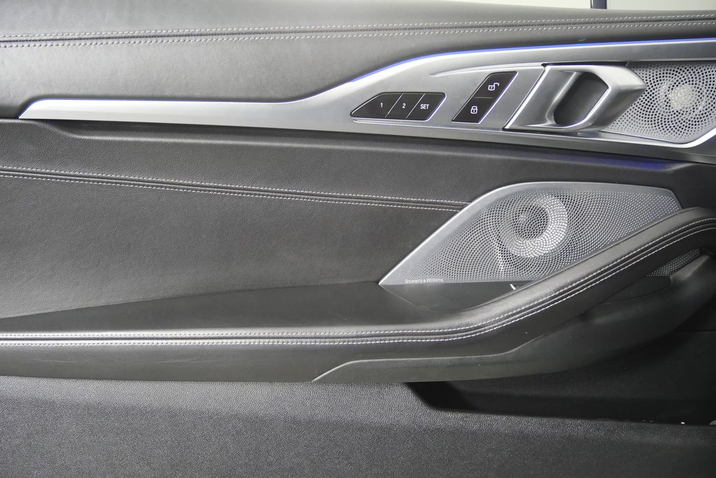 Thumbnail: 2021 BMW 8 Series - 11