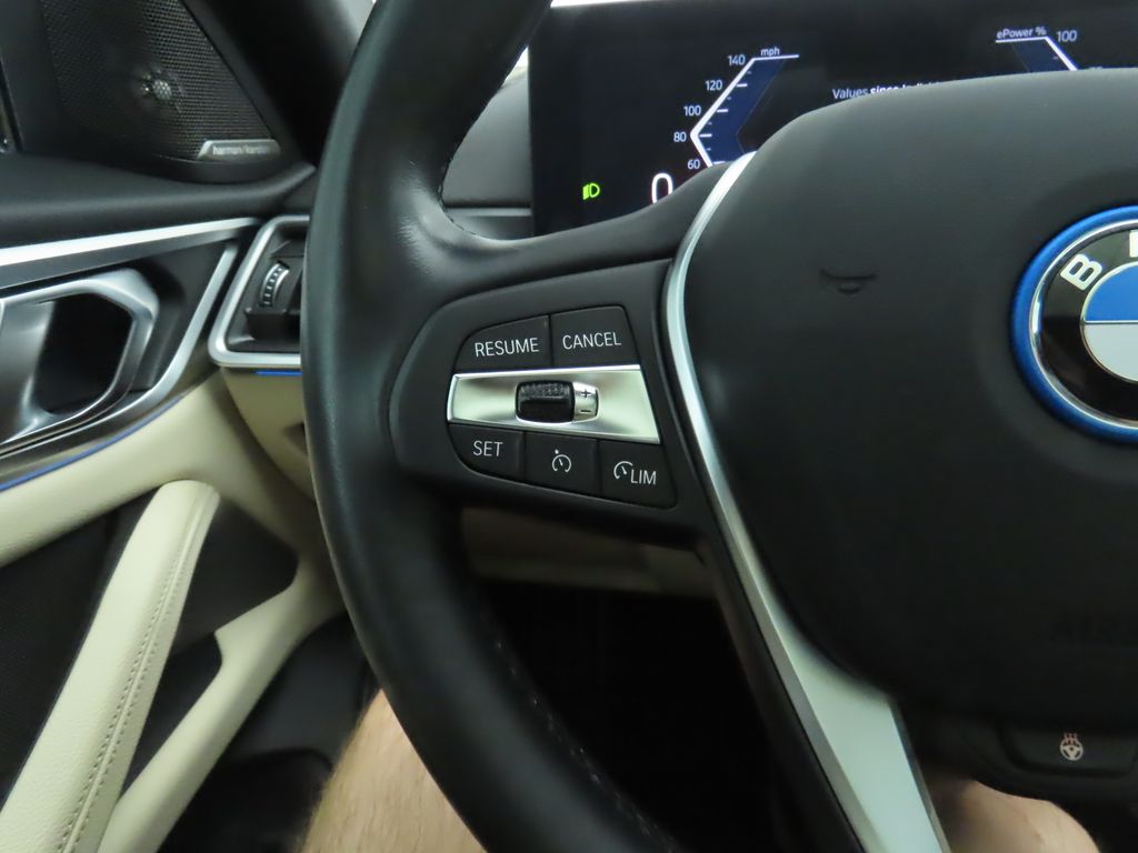 Thumbnail: 2023 BMW i4 - 11