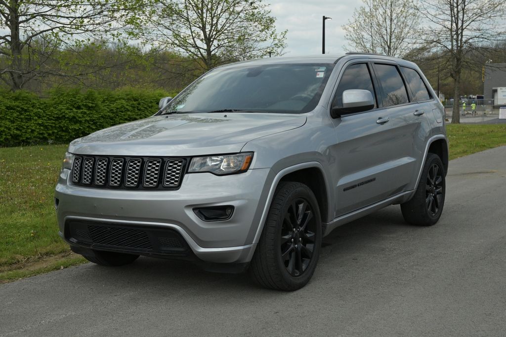 Billet Silver Metallic 2018 Jeep Grand Cherokee SUV / Crossover Four-Wheel Drive 8-Speed Automatic