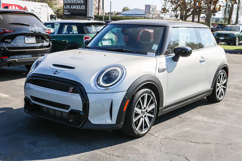 2023 MINI Cooper S Base 3