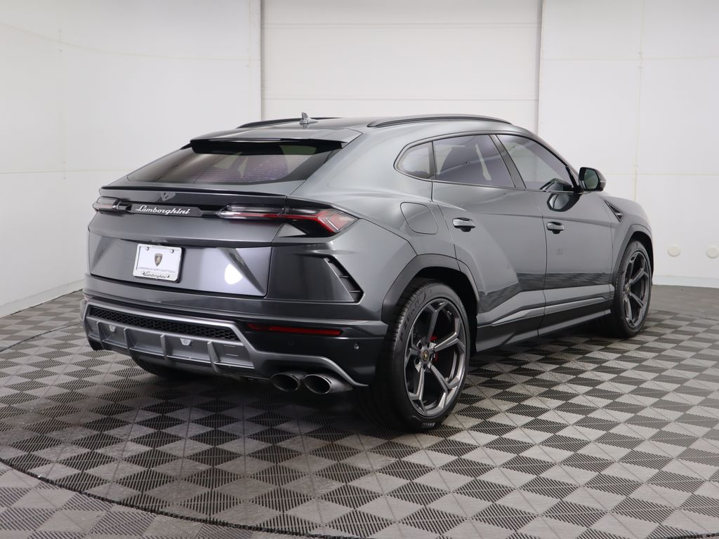 2019 Lamborghini Urus S 5