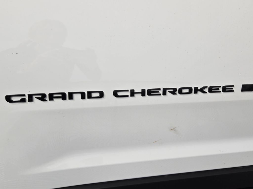 new 2025 Jeep Grand Cherokee L car, priced at $33,780