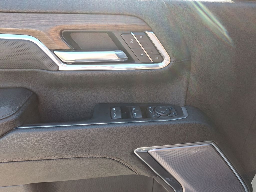 Thumbnail: 2024 Chevrolet Silverado 3500 - 12