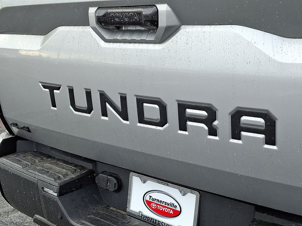 2025 Toyota Tundra Limited 5