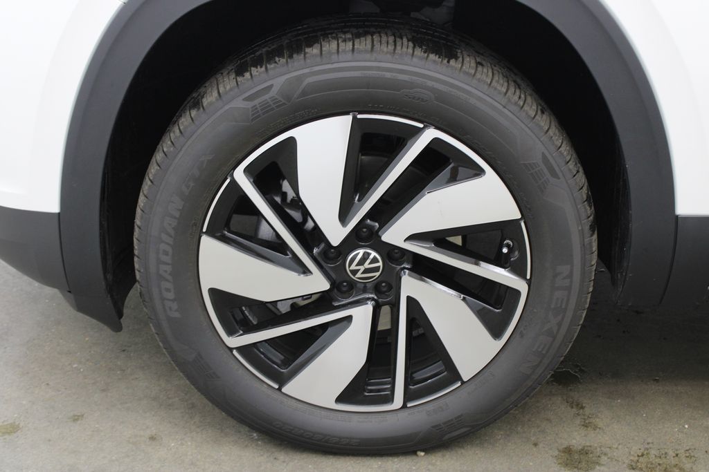 new 2026 Volkswagen Atlas car