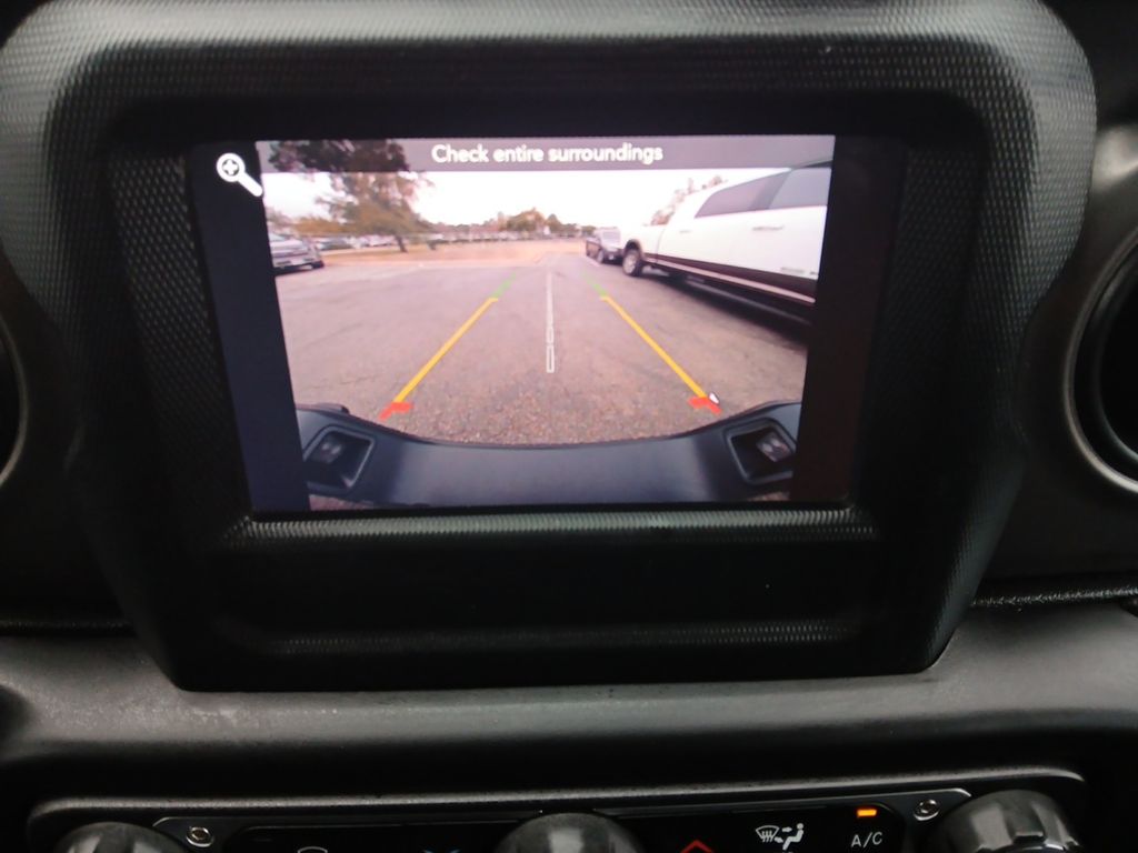 Used Car 2023 Jeep Gladiator  Sport For Sale Under $30,000 In Austin, Texas