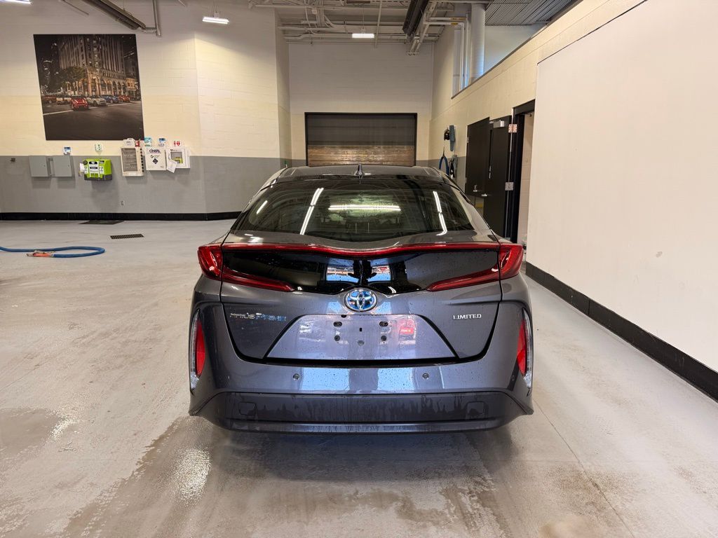 Thumbnail: 2020 Toyota Prius Prime - 4