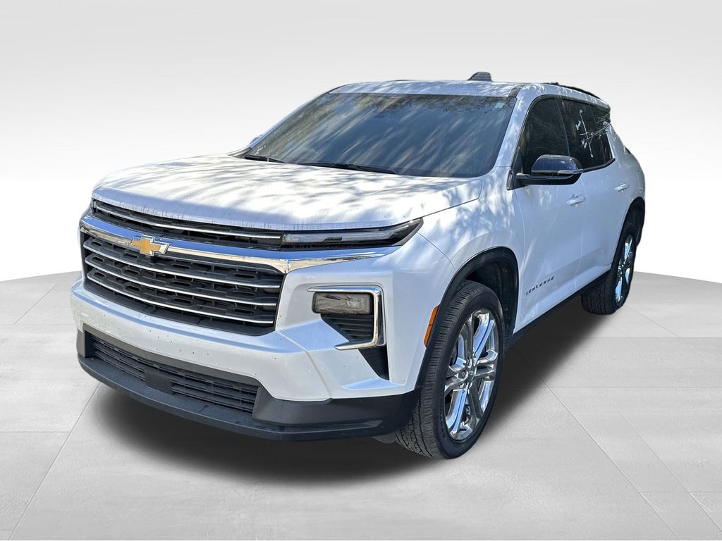 used 2025 Chevrolet Traverse car, priced at $37,791