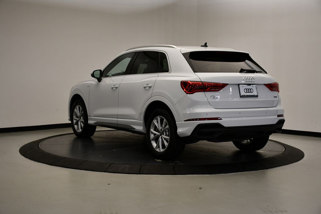 Thumbnail: 2025 Audi Q3 - 3