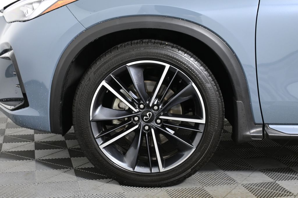 Thumbnail: 2025 INFINITI QX55 - 11