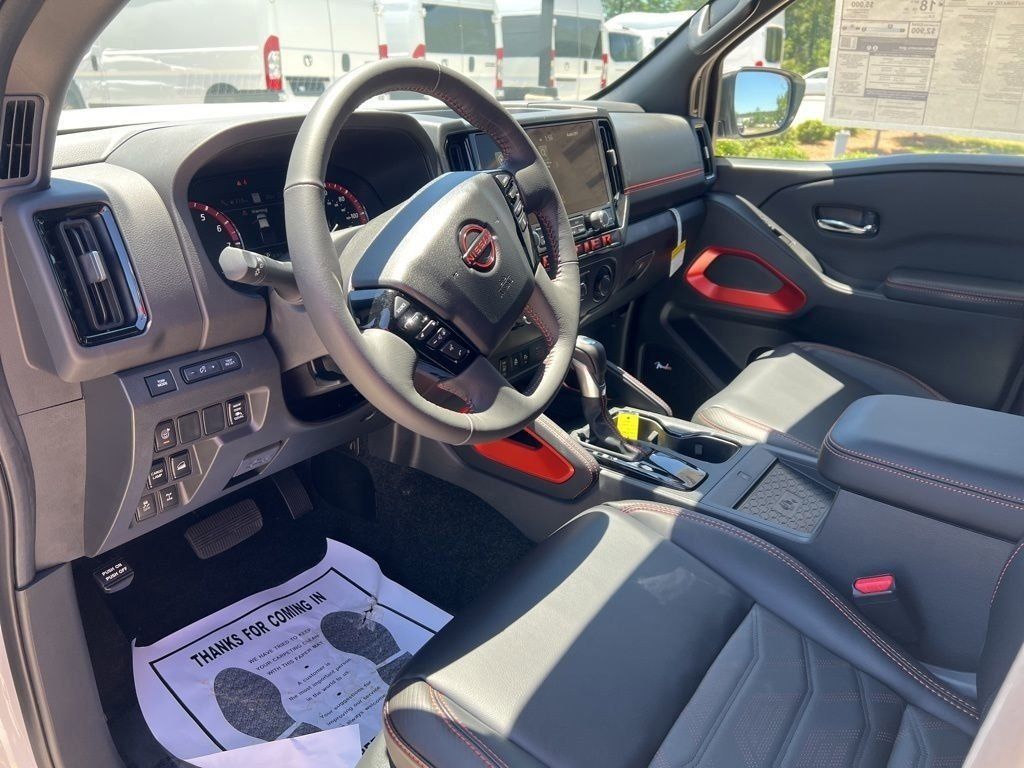 2025 Glacier White Nissan Frontier PRO-4X 4X4 Truck