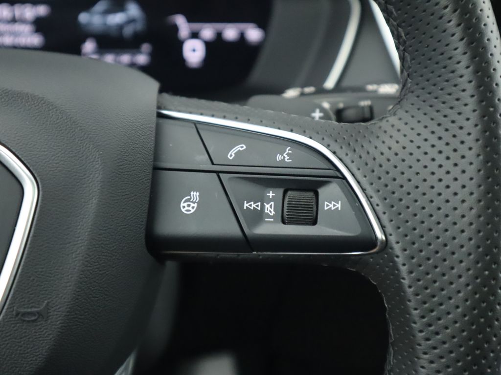 2024 Audi Q5 e Premium 12