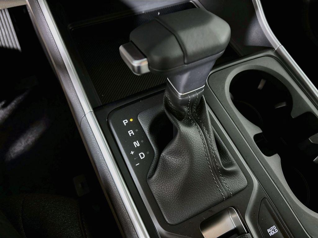 2027 Kia Carnival LX
