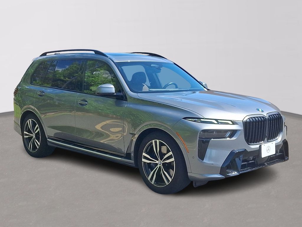 2023 BMW X7 xDrive40i 3