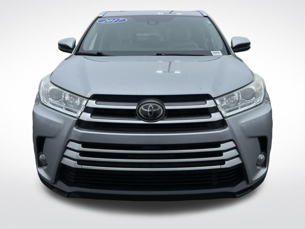 Thumbnail: 2017 Toyota Highlander - 9