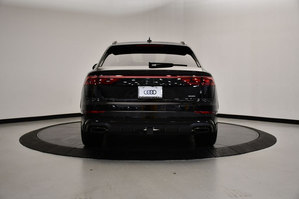 Thumbnail: 2026 Audi Q8 - 4