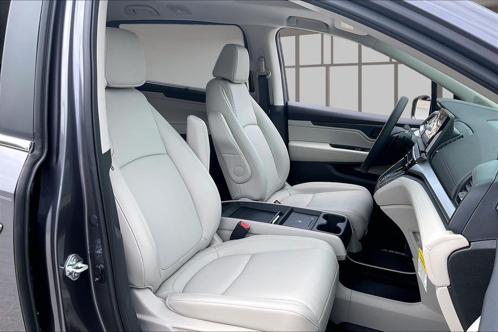 New 2026 Honda Odyssey Van