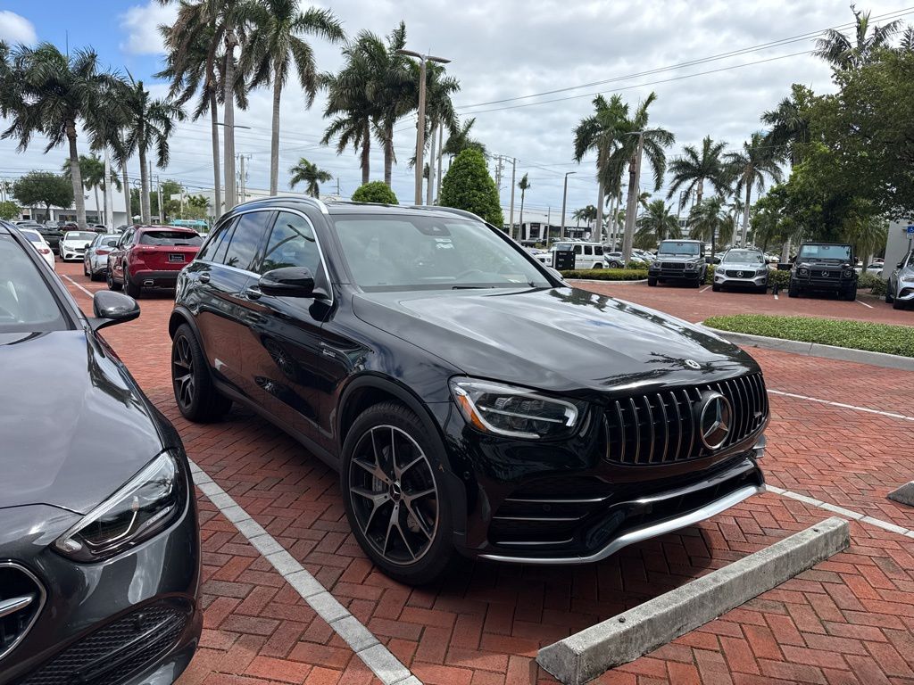 2021 Mercedes-Benz GLC