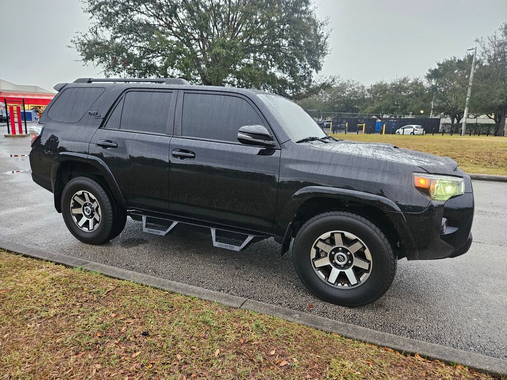 2021 Toyota 4Runner TRD Off Road 7