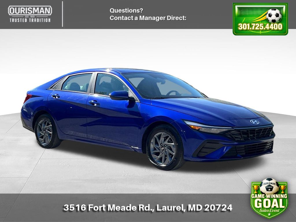 Intense Blue 2024 Hyundai Elantra SEL FWD Sedan Front-Wheel Drive Continuously Variable Transmission