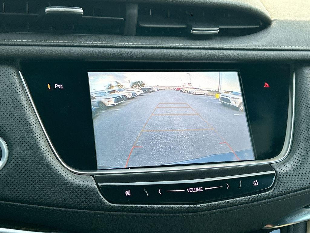 Thumbnail: 2018 Cadillac XT5 - 23