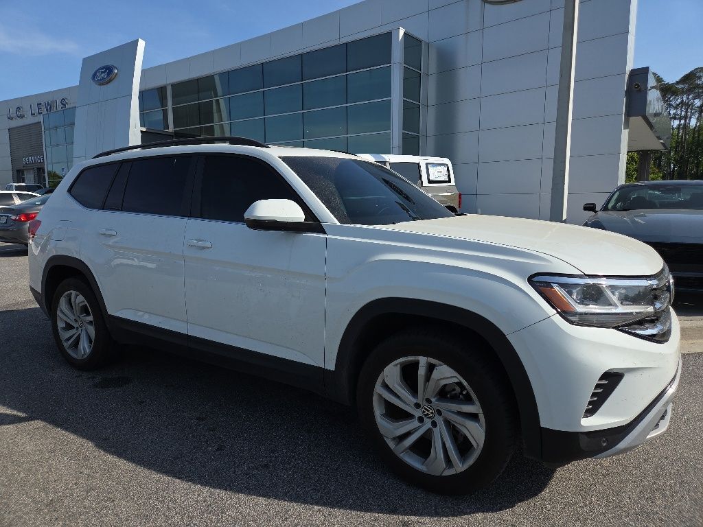 2022 Volkswagen Atlas 3.6L V6 SE w/Technology