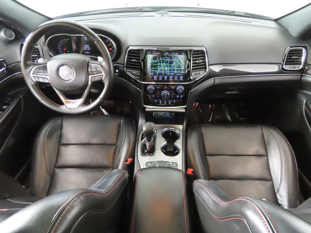 Thumbnail: 2020 Jeep Grand Cherokee - 13