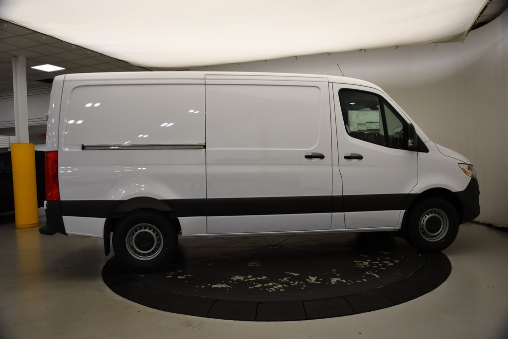 2025 Mercedes-Benz Sprinter 2500 5