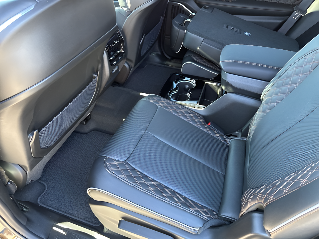 New Car 2025 Jeep Grand Cherokee L  Summit For Sale Under $60,000 In Austin, Texas