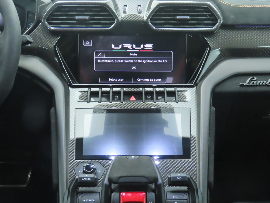 Thumbnail: 2024 Lamborghini Urus - 14