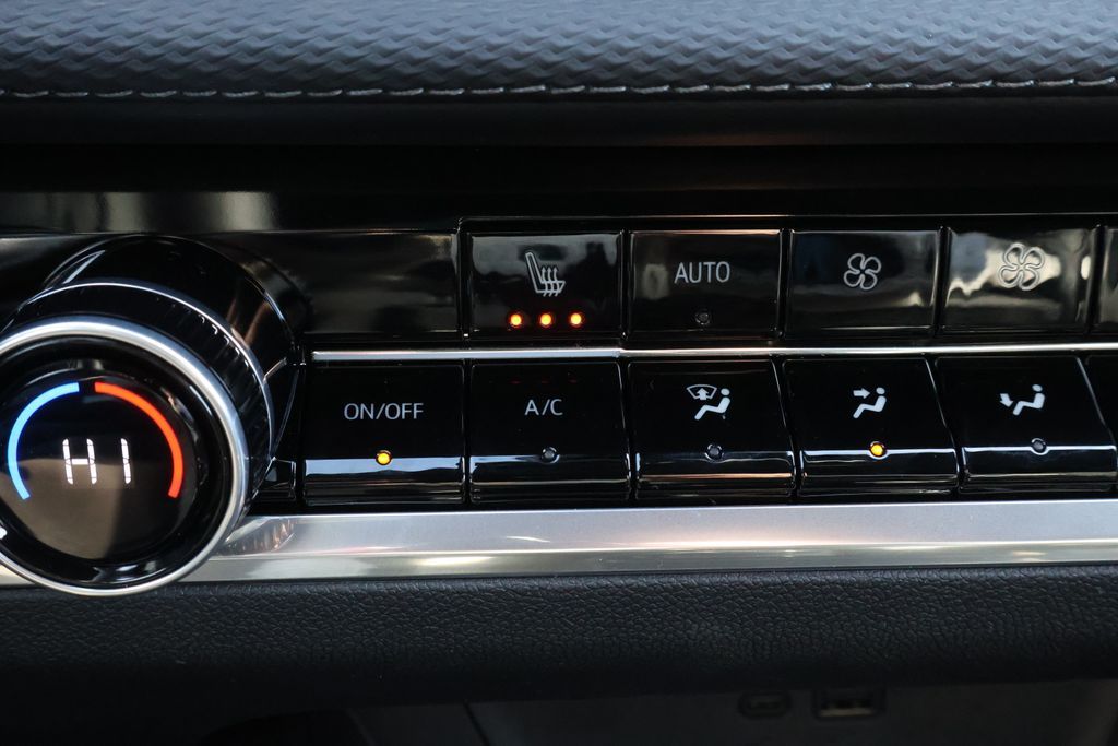 Thumbnail: 2026 Chevrolet Equinox - 28