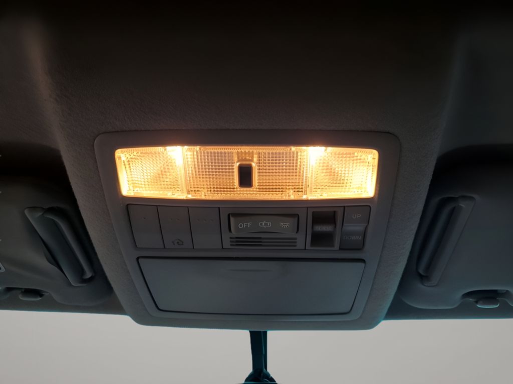 Used Car 2012 Toyota Highlander  Limited For Sale Under $12,000 In Austin, Texas