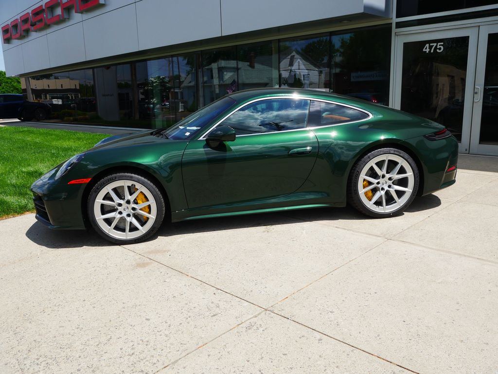 Thumbnail: 2026 Porsche 911 - 2