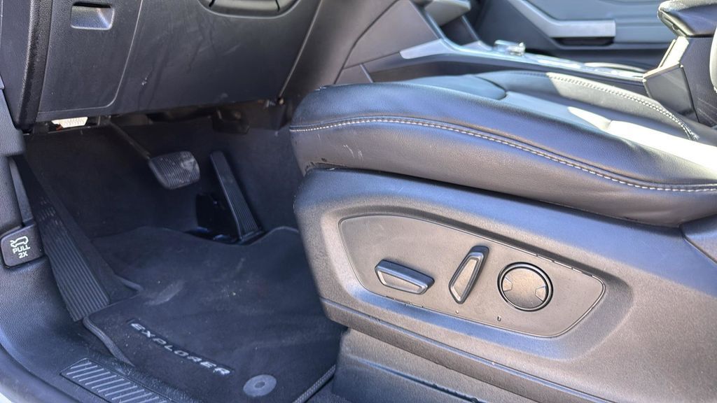 Used Car 2023 Ford Explorer  Xlt For Sale Under $30,000 In Austin, Texas