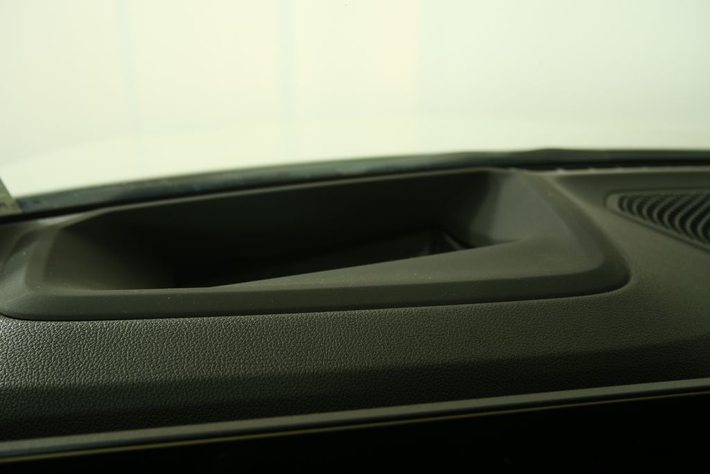 Thumbnail: 2023 BMW 3 Series - 22