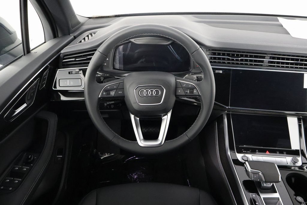 Thumbnail: 2026 Audi Q7 - 3