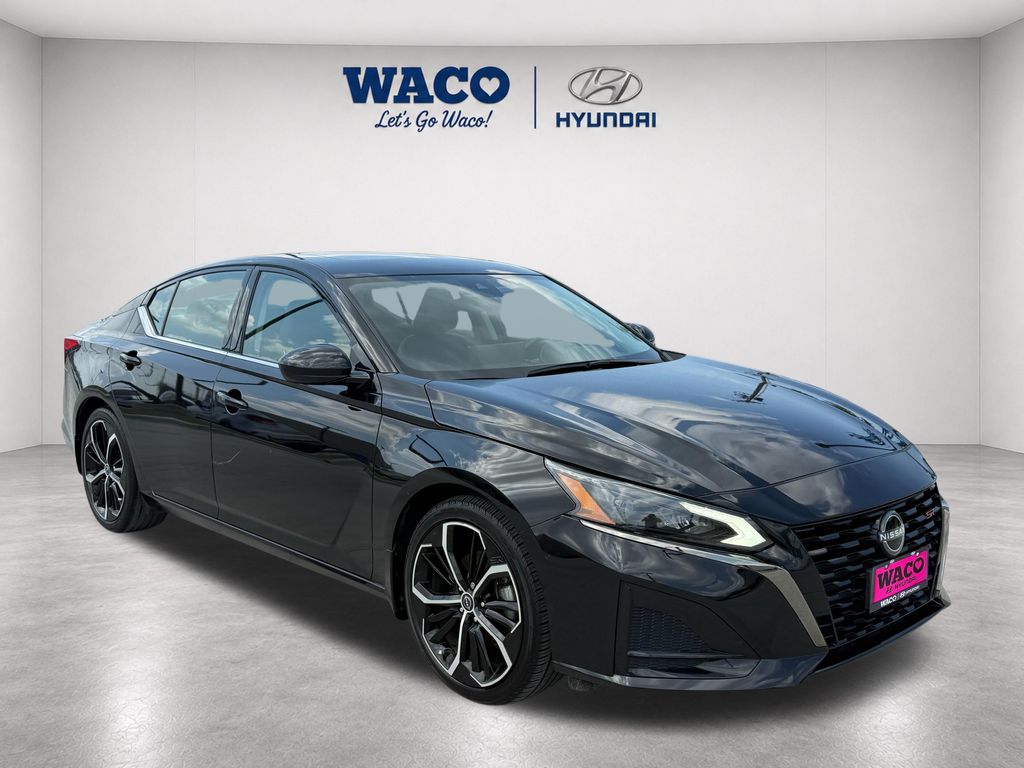 2024 Nissan Altima 2.5 SR FWD