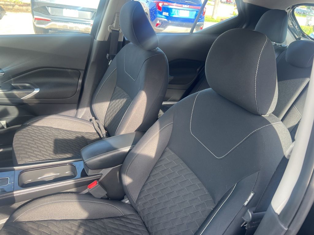 2022 Nissan Kicks SV photo