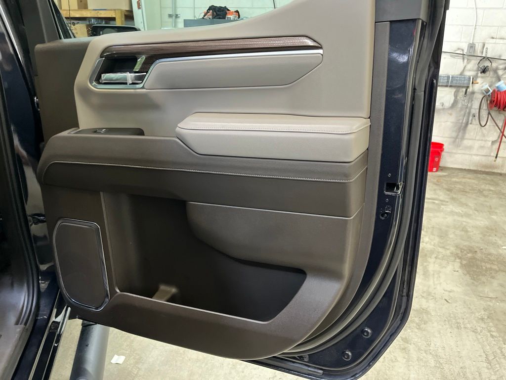 Used 2024 Gray Chevrolet RST image 28