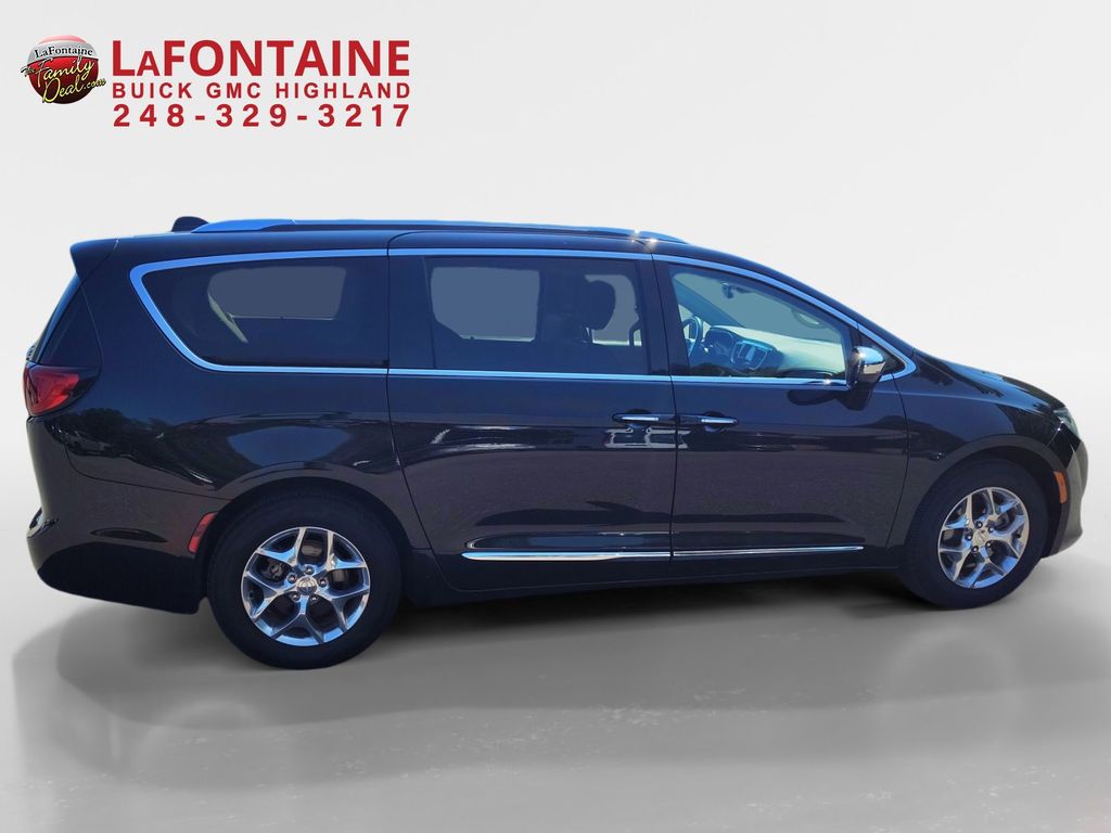 2020 Chrysler Pacifica Limited 8