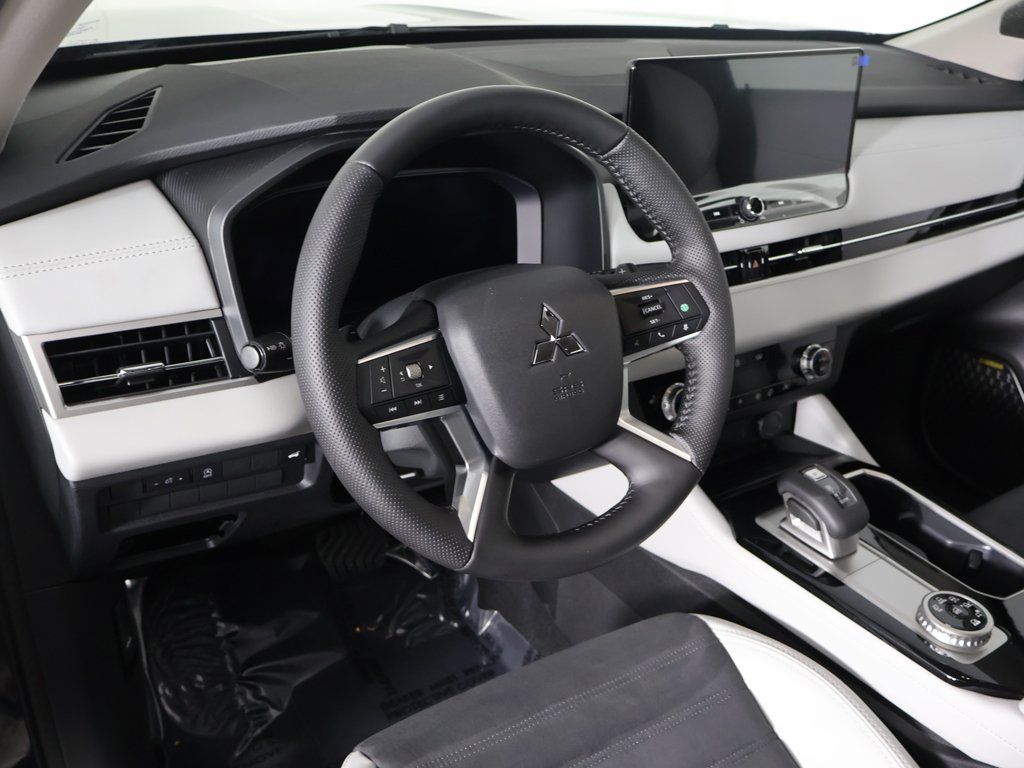 New 2026 Blue Mitsubishi SE image 29