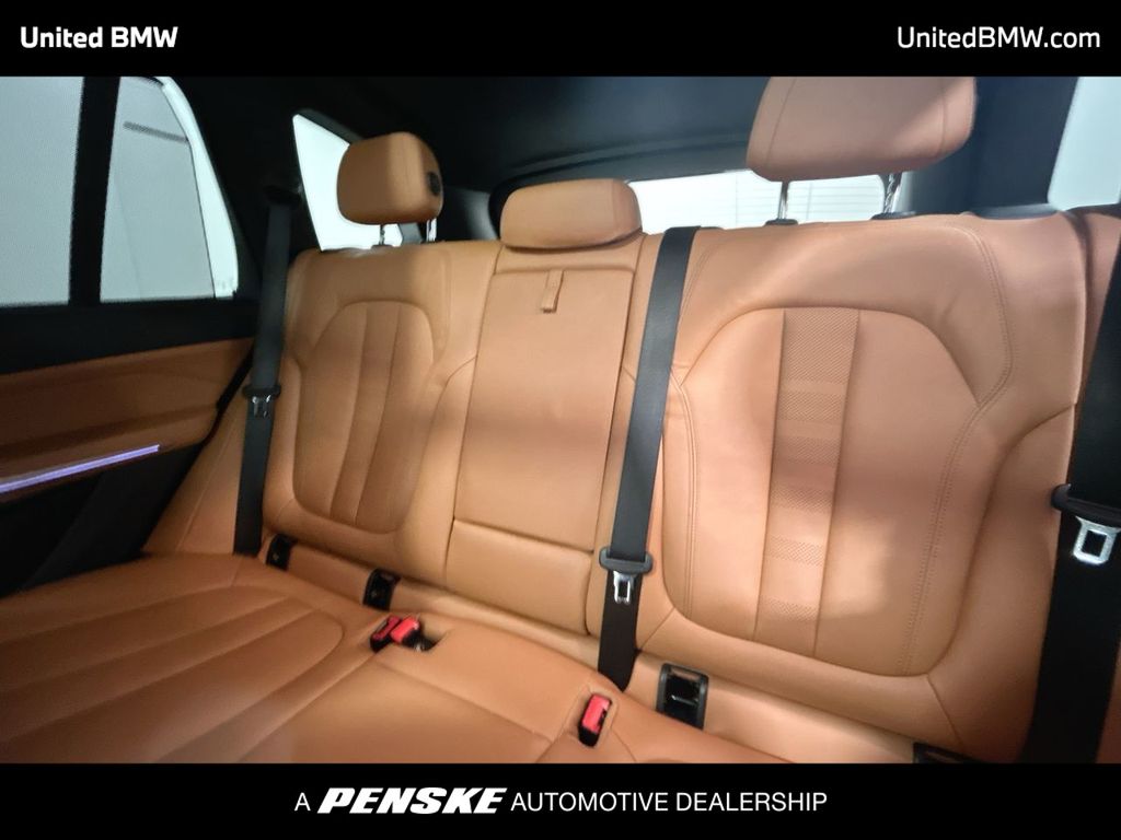 Thumbnail: 2022 BMW X5 - 21