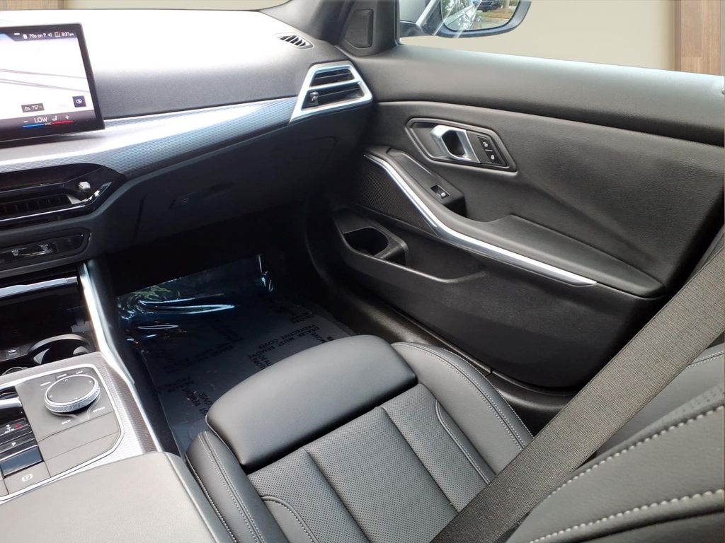 BMW3 Series25