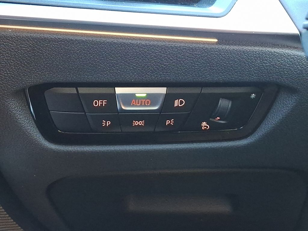 Thumbnail: 2023 BMW M3 - 23