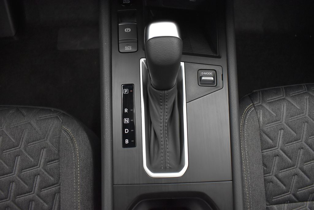 Thumbnail: 2026 Nissan Kicks - 26