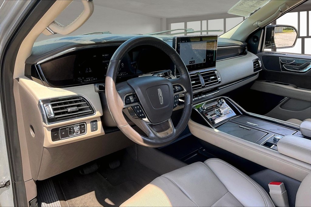 Used 2023 Lincoln Navigator SUV