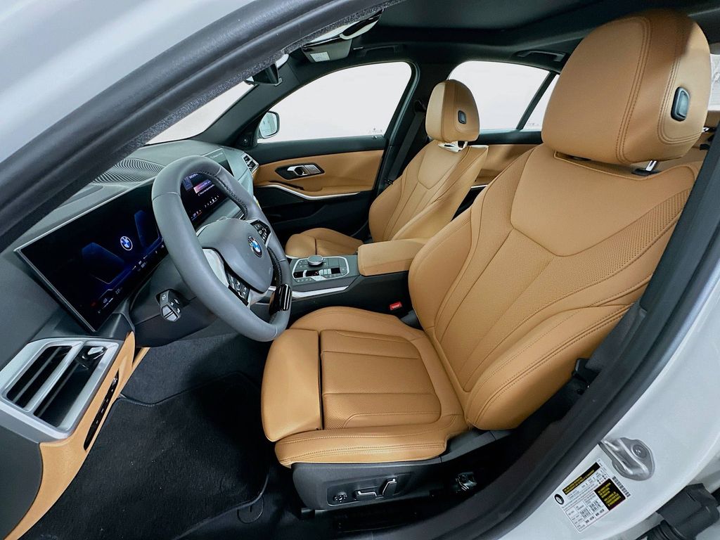Thumbnail: 2025 BMW 3 Series - 16