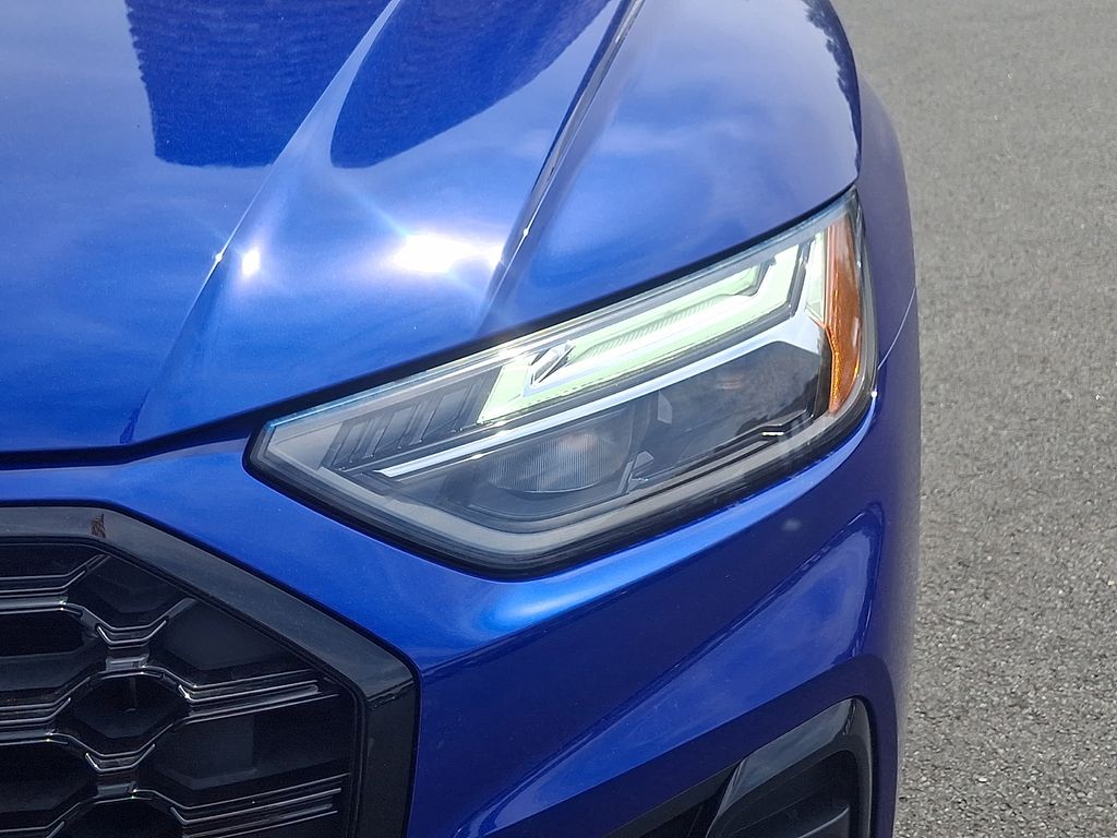 Thumbnail: 2023 Audi SQ5 - 9