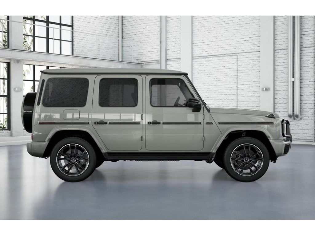 2025 Mercedes-Benz G-Class G 550 16